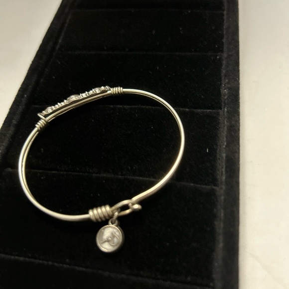 Luca & Danni Women’s Wire Bracelet - Picture 2 of 5